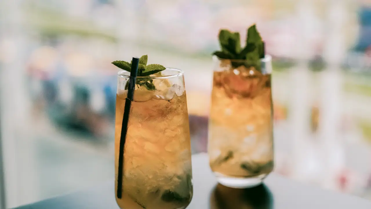 Four Eighty hospitality package