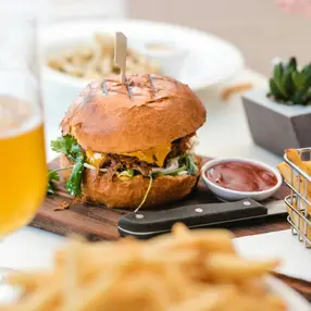 Selection of complimentary street food (served up to kick-off)